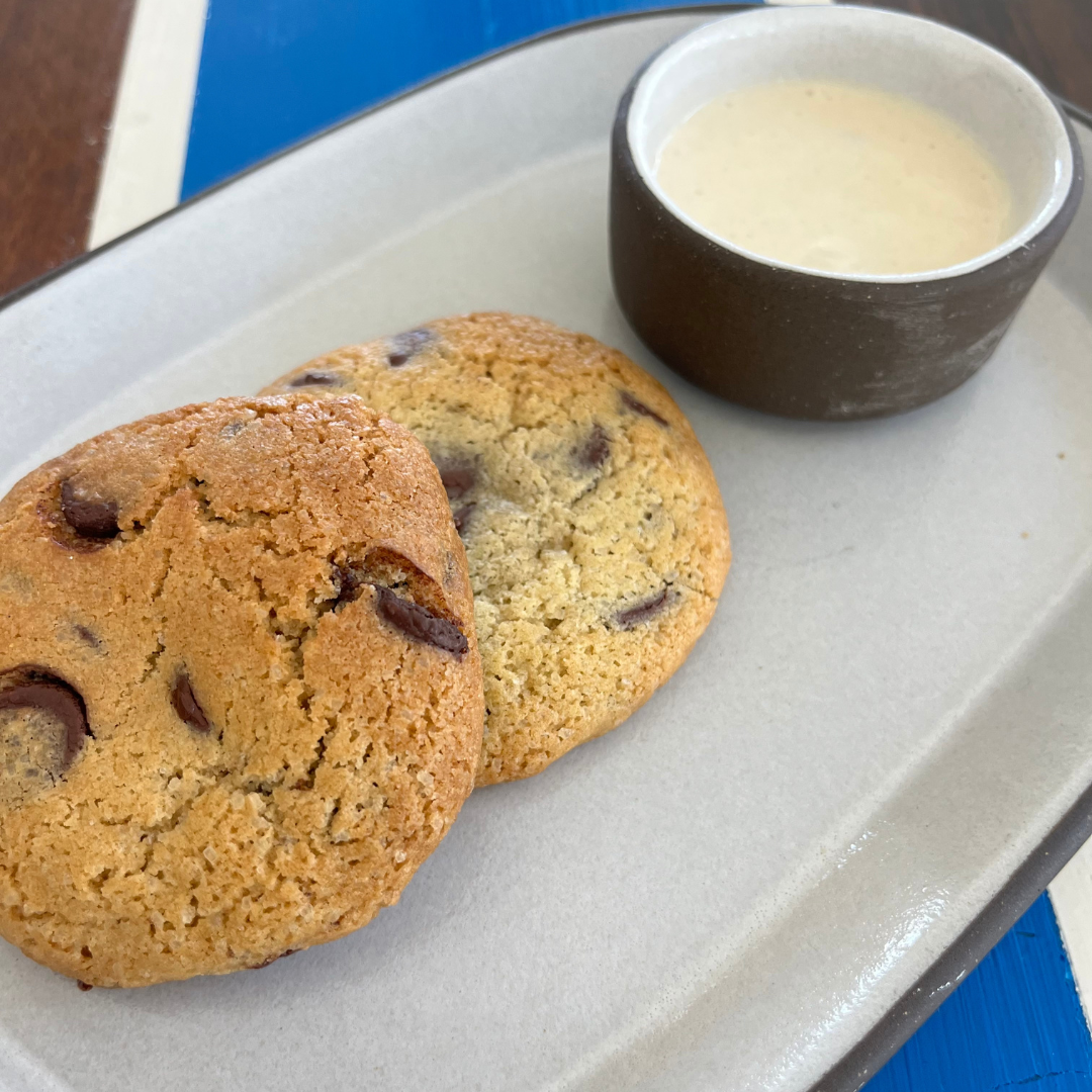 Chocolate chip cookies (2) with Crème anglaise

NICHOLSON MUIR