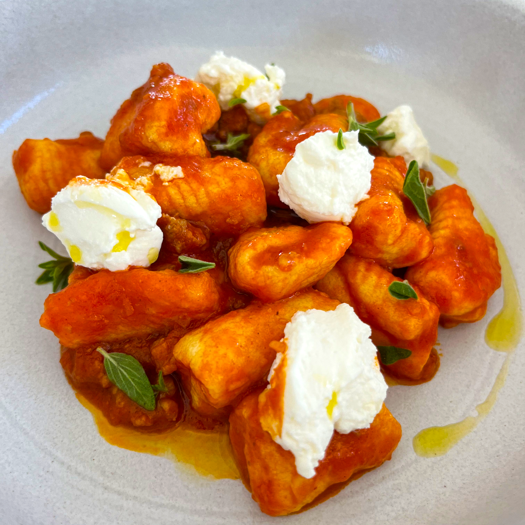 Gnocchi. Ricotta gnocchi, vodka sauce, ricotta, parmigiano, english peas

NICHOLSON MUIR